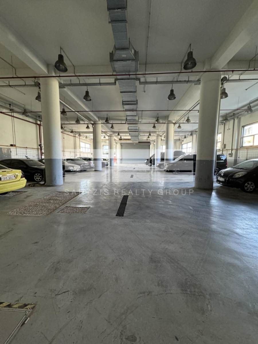 (For Sale) Commercial Showroom || Athens West/Kamatero - 3.025 Sq.m, 2.000.000€ 